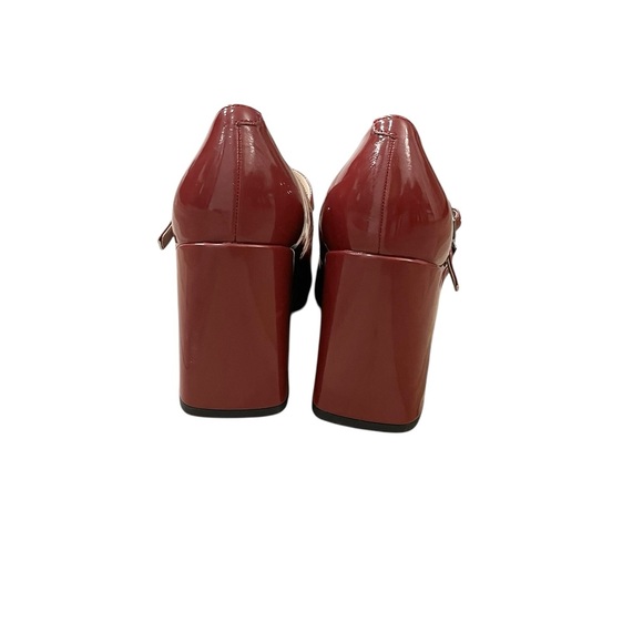 Marc Fisher Patent Mary Jane Block Heel Pumps in Burgundy Red Size: 6 1/2 - Picture 5 of 10